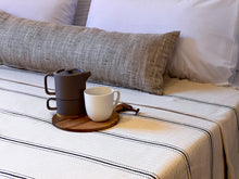 Load image into Gallery viewer, Root Throw Blanket | Black